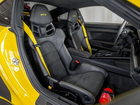 Used 2024 Porsche 911 GT3 RWD image 15