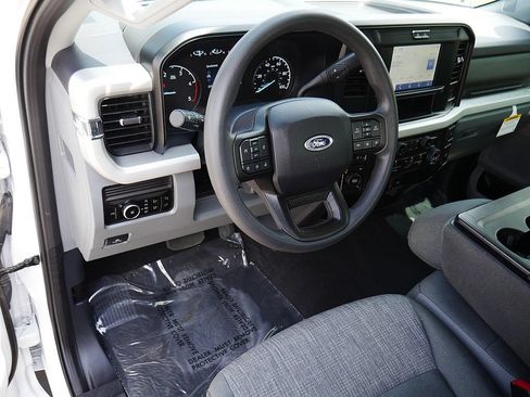 Used 2026 Ford F450 XLT w/ 360-Degree Camera Package AWD/4WD image 12