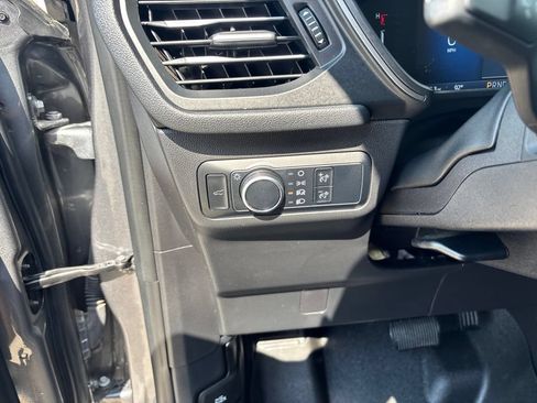Used 2024 Ford Escape Active AWD/4WD image 13