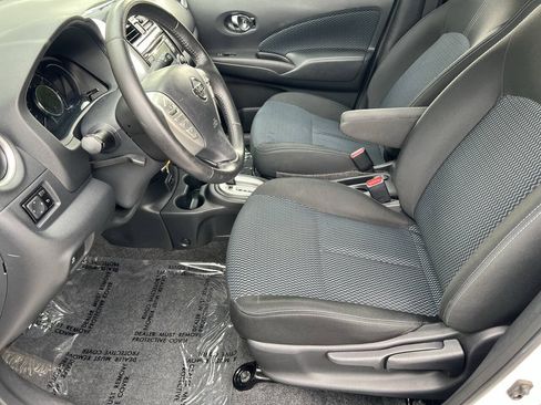 Used 2017 Nissan Versa Note SV FWD image 9