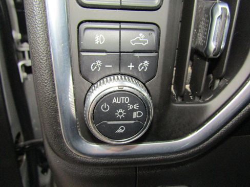 Used 2021 GMC Sierra 1500 SLT image 26