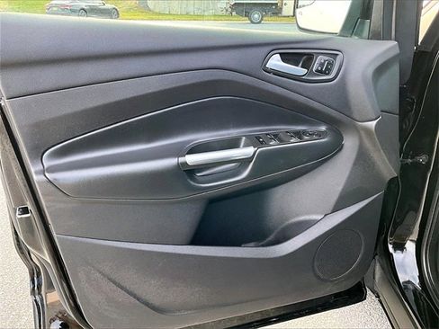 Used 2018 Ford Escape Titanium image 9