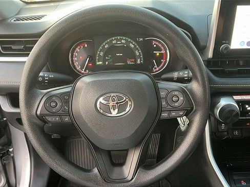 Used 2025 Toyota RAV4 LE image 22