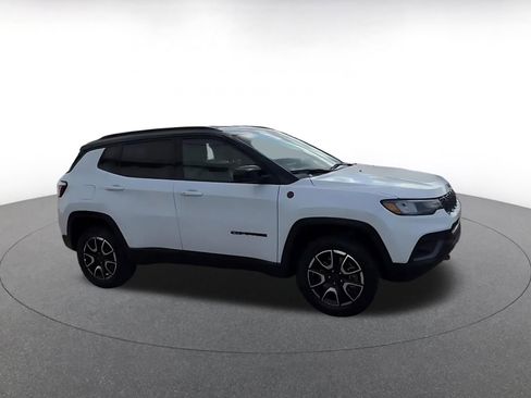 Used 2025 Jeep Compass Trailhawk w/ Trailer Tow Group image 2