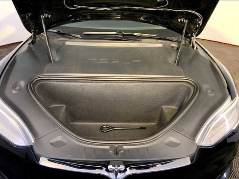 Used 2020 Tesla Model S Long Range Plus image 32