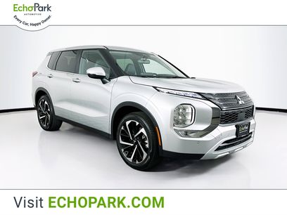 Used 2024 Mitsubishi Outlander SE Black Edition