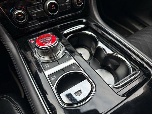 Used 2016 Jaguar XJ L Portfolio image 13