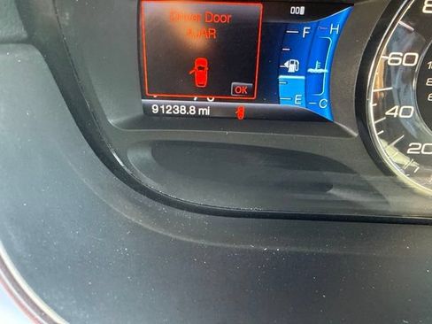 Used 2013 Ford Edge Limited FWD image 3