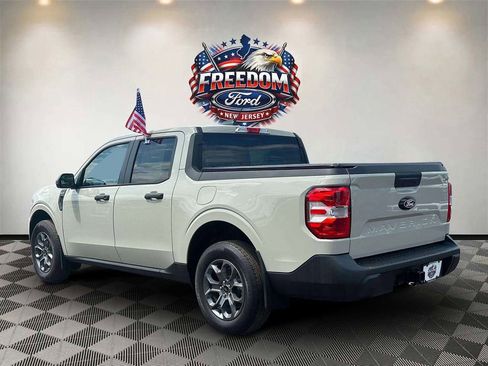 Used 2025 Ford Maverick XLT w/ Equipment Group 301A AWD/4WD image 5