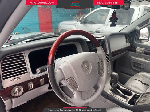 Used 2004 Lincoln Aviator Luxury image 9
