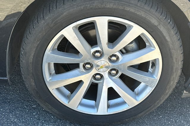 Used 2015 Chevrolet Malibu LTZ FWD image 4