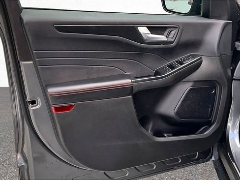 Used 2023 Ford Escape ST-Line w/ Tech Pack #1 image 18