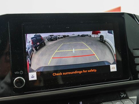 Certified 2025 Toyota Camry SE FWD image 23