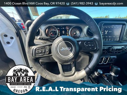Used 2021 Jeep Gladiator Sport AWD/4WD image 19