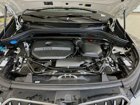 Used 2025 BMW X1 xDrive28i image 35