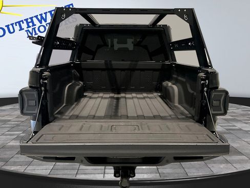 Used 2021 Jeep Gladiator Overland w/ Popular Equipment Package AWD/4WD image 8