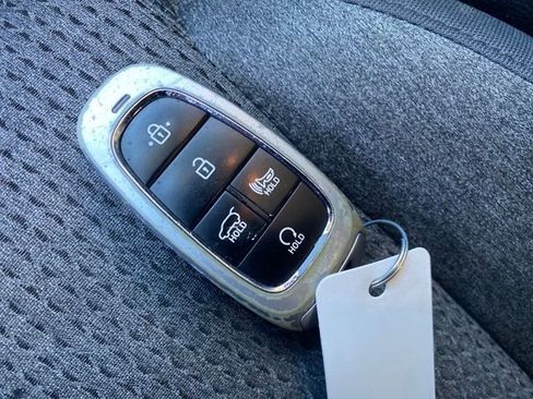 Used 2023 Hyundai Santa Fe SEL image 25