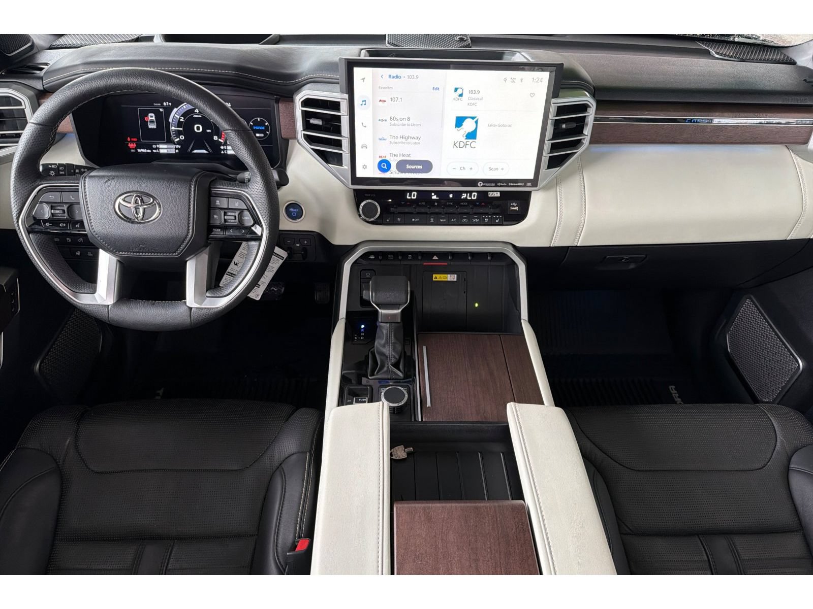 Used 2023 Toyota Tundra Capstone AWD/4WD image 14