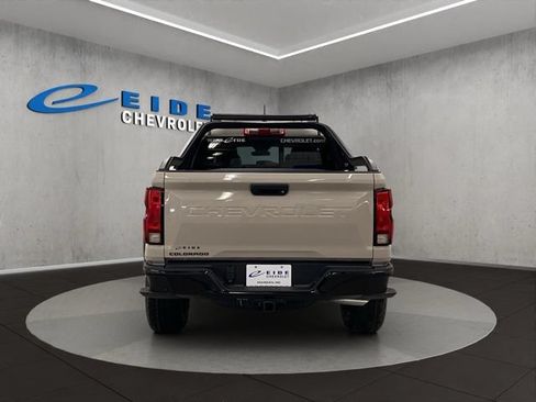 New 2026 Chevrolet Colorado Trail Boss w/ Midnight Edition AWD/4WD image 4