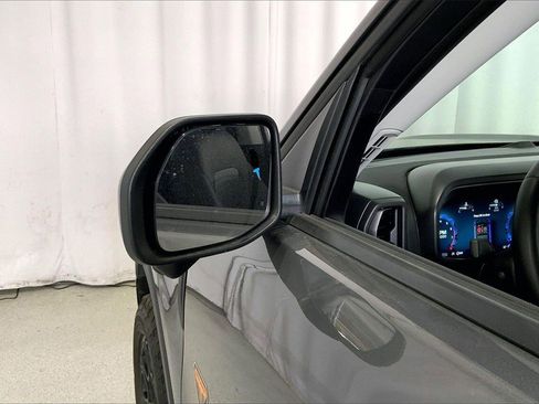 Used 2025 Ford Bronco Sport Badlands image 10