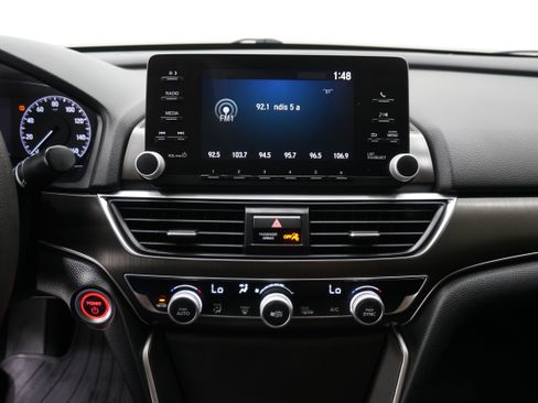 Used 2019 Honda Accord Hybrid image 18