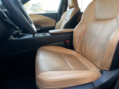 Used 2024 Lexus RX 350 Premium Plus image 16