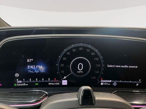 Used 2024 Cadillac Escalade Sport AWD/4WD image 23