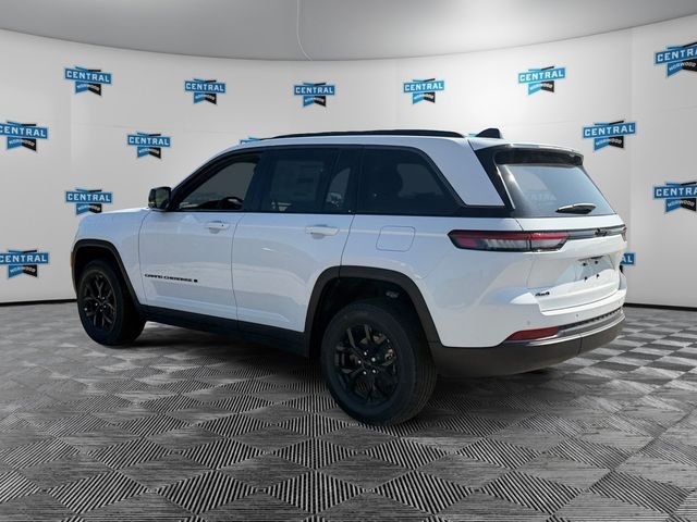 New 2026 Jeep Grand Cherokee Altitude AWD/4WD image 3