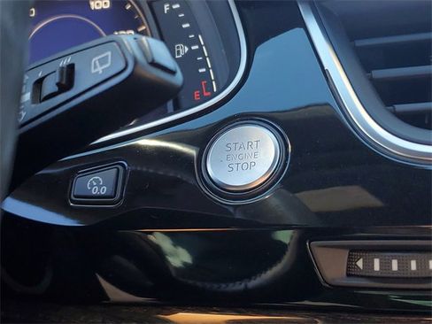 Used 2017 Audi Q7 3.0T Premium Plus image 18