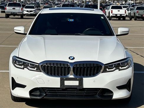 Used 2019 BMW 330i Sedan w/ Convenience Package image 10