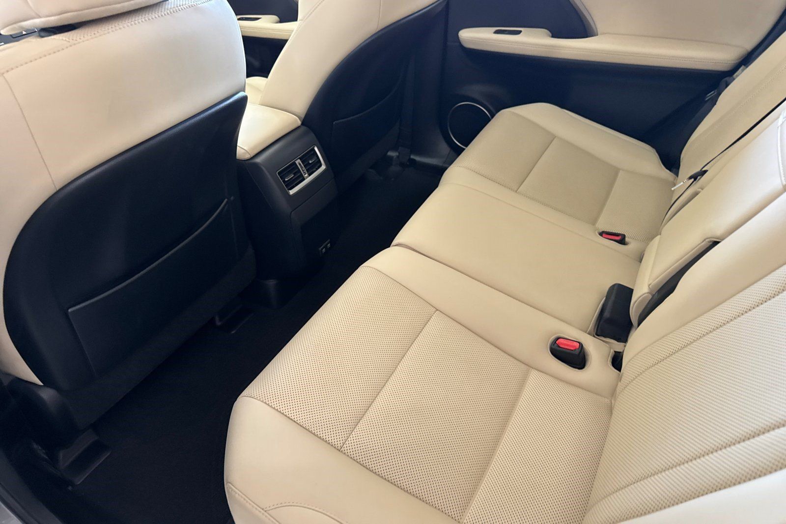 Certified 2022 Lexus RX 350 AWD w/ Premium Package image 27