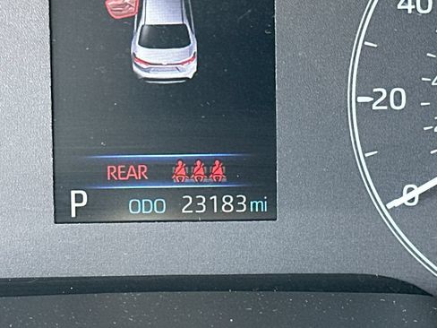 Used 2025 Toyota Corolla LE FWD image 28