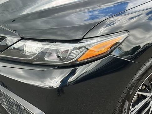 Used 2024 Toyota Camry SE AWD/4WD image 7
