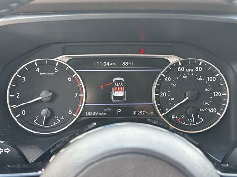 Used 2023 Nissan Rogue SV w/ SV Premium B Package AWD/4WD image 23