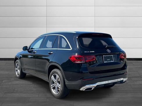 Used 2022 Mercedes-Benz GLC 300 4MATIC image 3