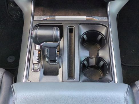 Certified 2022 Ford F150 Lariat w/ Trailer Tow Package image 19