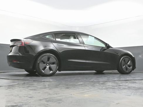 Used 2023 Tesla Model 3 Standard Range image 48