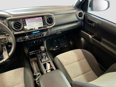 Used 2023 Toyota Tacoma TRD Off-Road AWD/4WD image 21