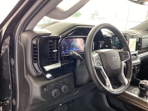 Used 2025 Chevrolet Silverado 1500 RST w/ RST All Star Premium Package image 10