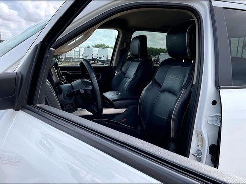 Used 2022 RAM 2500 Laramie AWD/4WD image 17