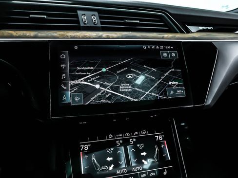 Used 2022 Audi e-tron Premium image 20