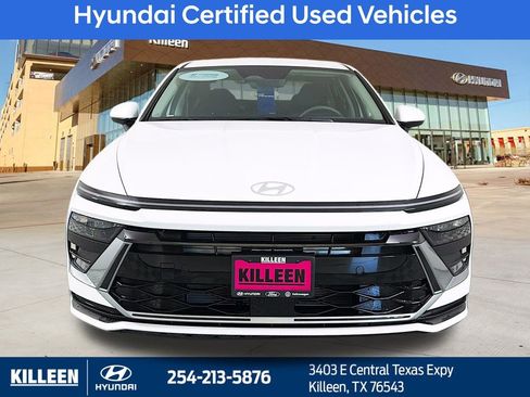 Used 2025 Hyundai Sonata SE image 2