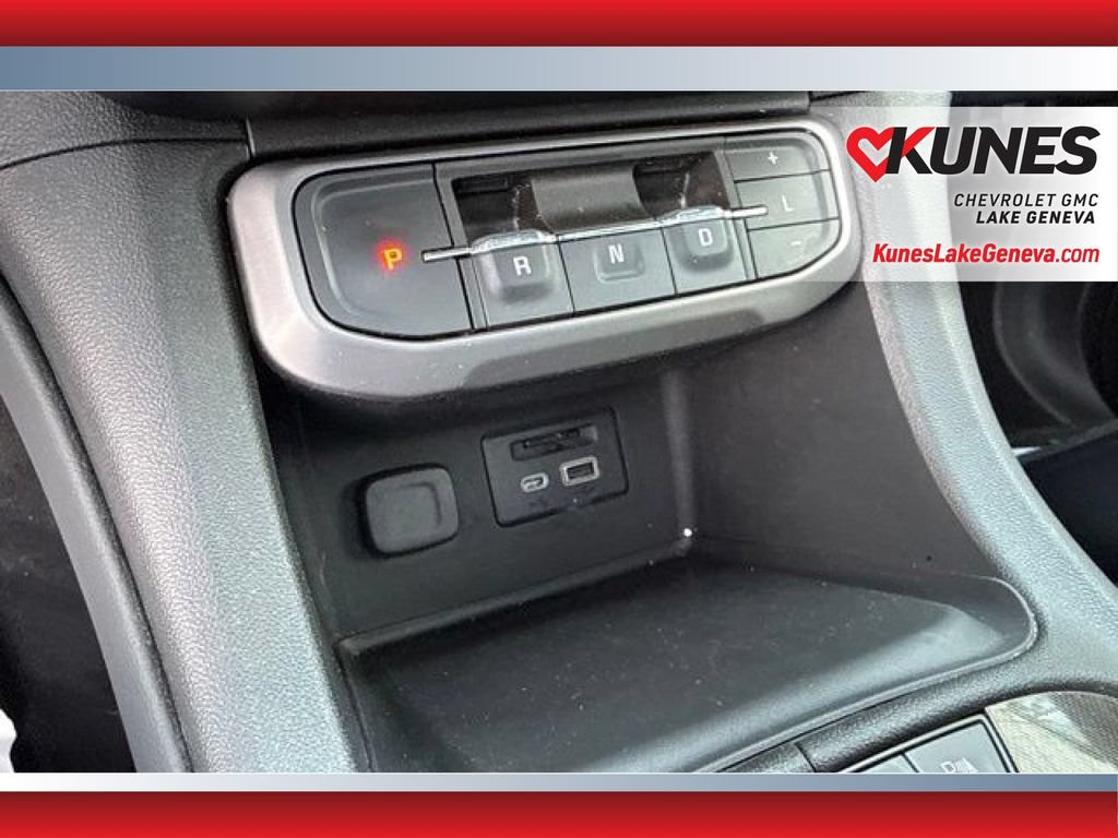 Used 2023 GMC Acadia AT4 w/ GMC Pro Grade Package AWD/4WD image 21