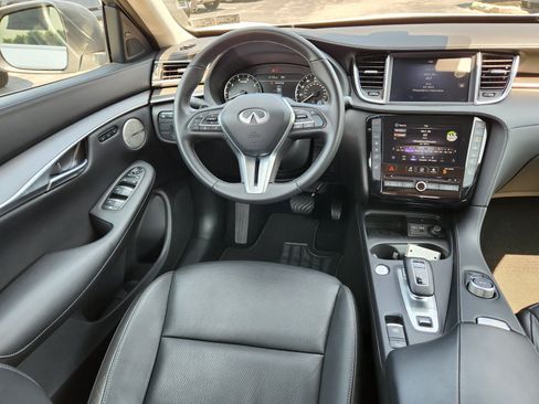 Certified 2025 INFINITI QX50 Luxe AWD/4WD image 13