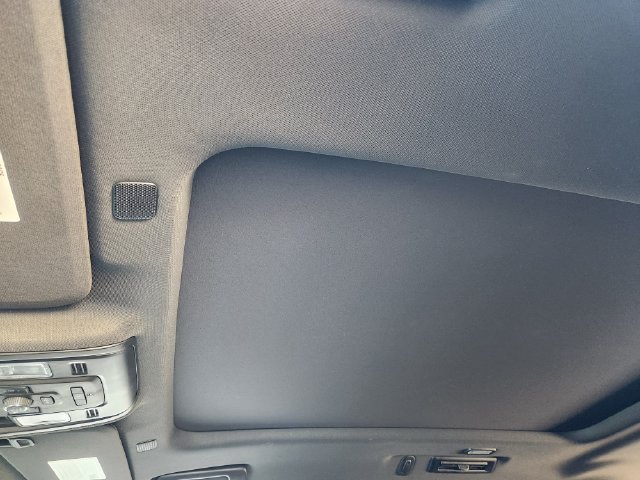 Used 2021 Chevrolet Tahoe LT w/ LT Signature Package RWD image 26
