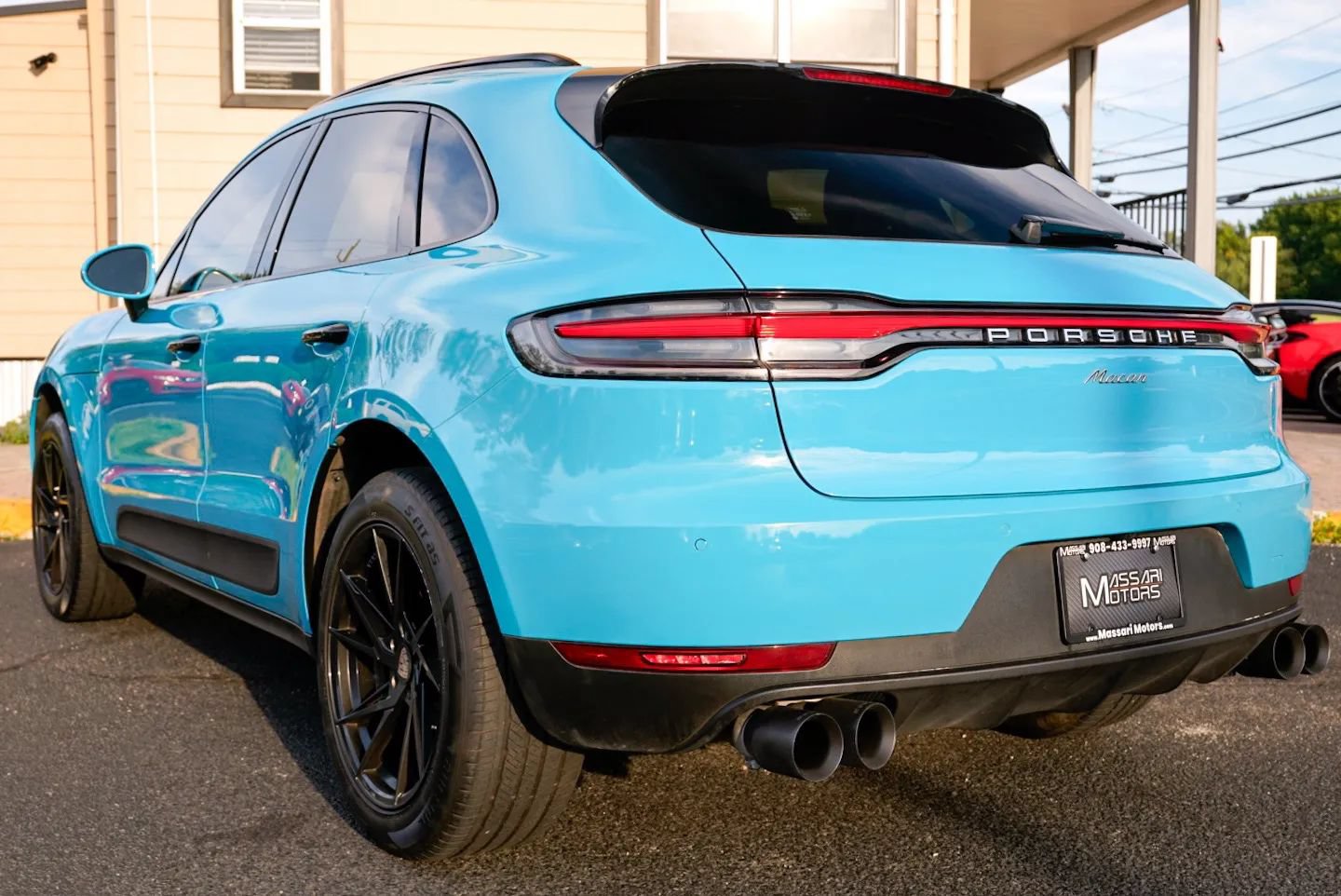 Used 2021 Porsche Macan AWD/4WD image 10