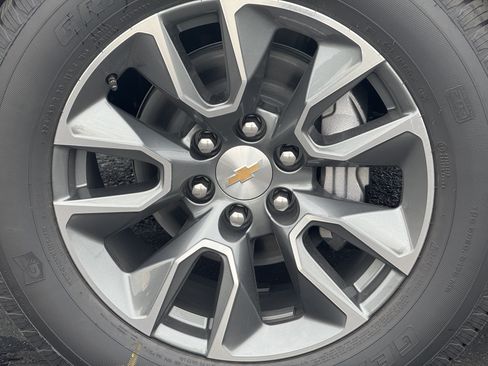 New 2026 Chevrolet Silverado 1500 LT RWD image 8