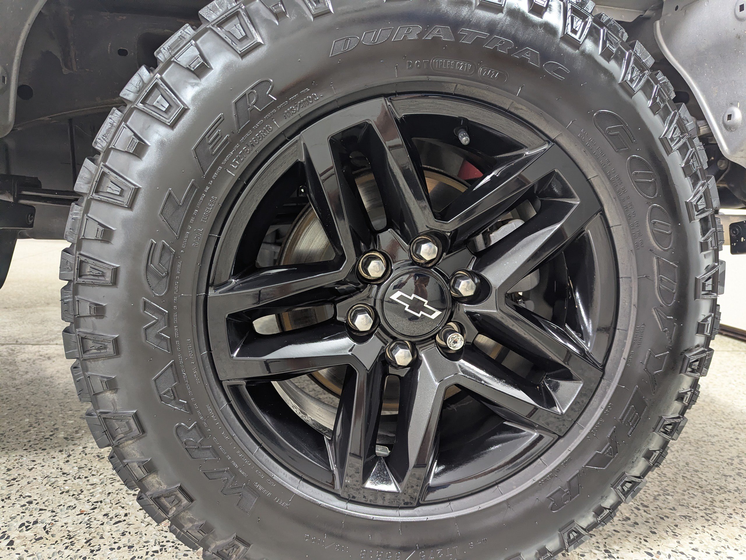 Used 2021 Chevrolet Silverado 1500 Custom Trail Boss AWD/4WD image 9