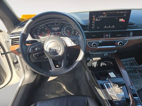 Used 2022 Audi A5 2.0T Premium image 10