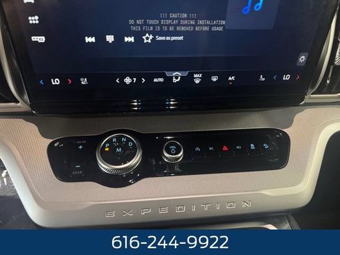 New 2026 Ford Expedition Max Active AWD/4WD image 3